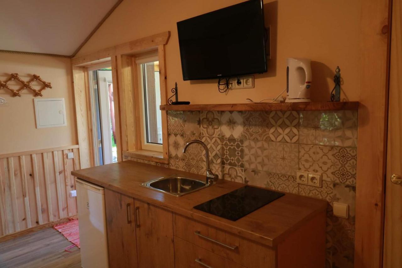 Namelis Nr 2 Adeles Sodyba Muize Buitenkant foto